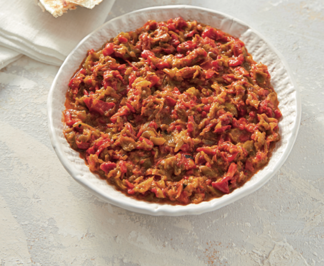 Hmiss – Közlenmiş Biber Salatası