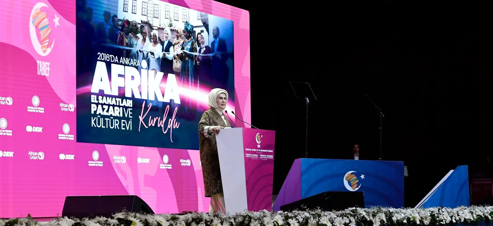 Konferans ve Paneller