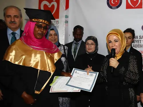 Emine Erdoğan, Somali’de Türk Sivil Toplum Temsilcileri ile Buluştu